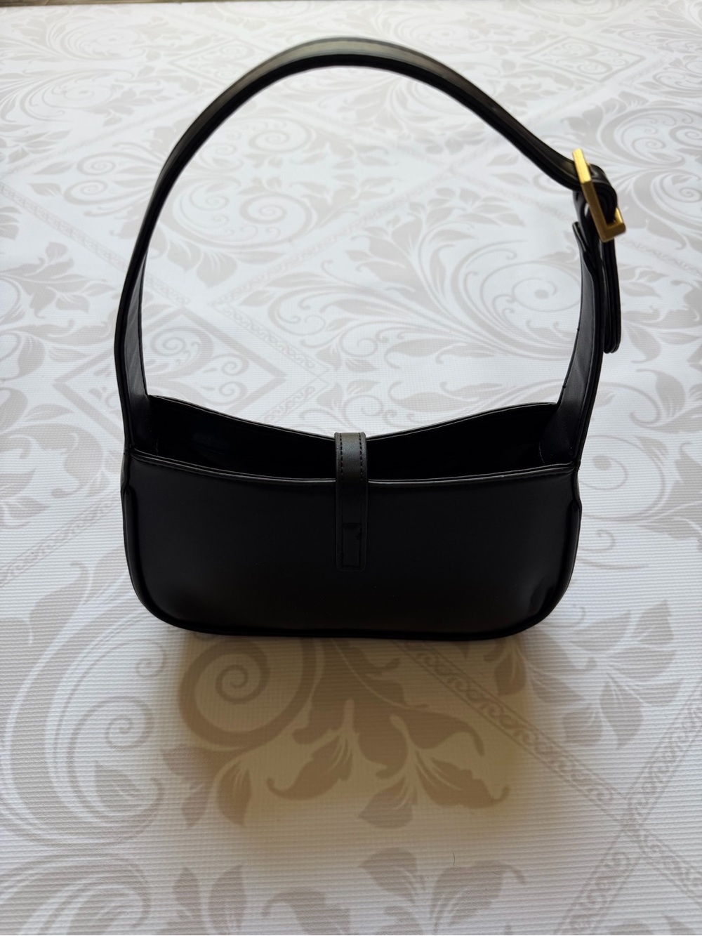 YSL Saint Laurent Smooth Leather Shoulder Bag - Black with Gold Hardware - Picture 6 of 16